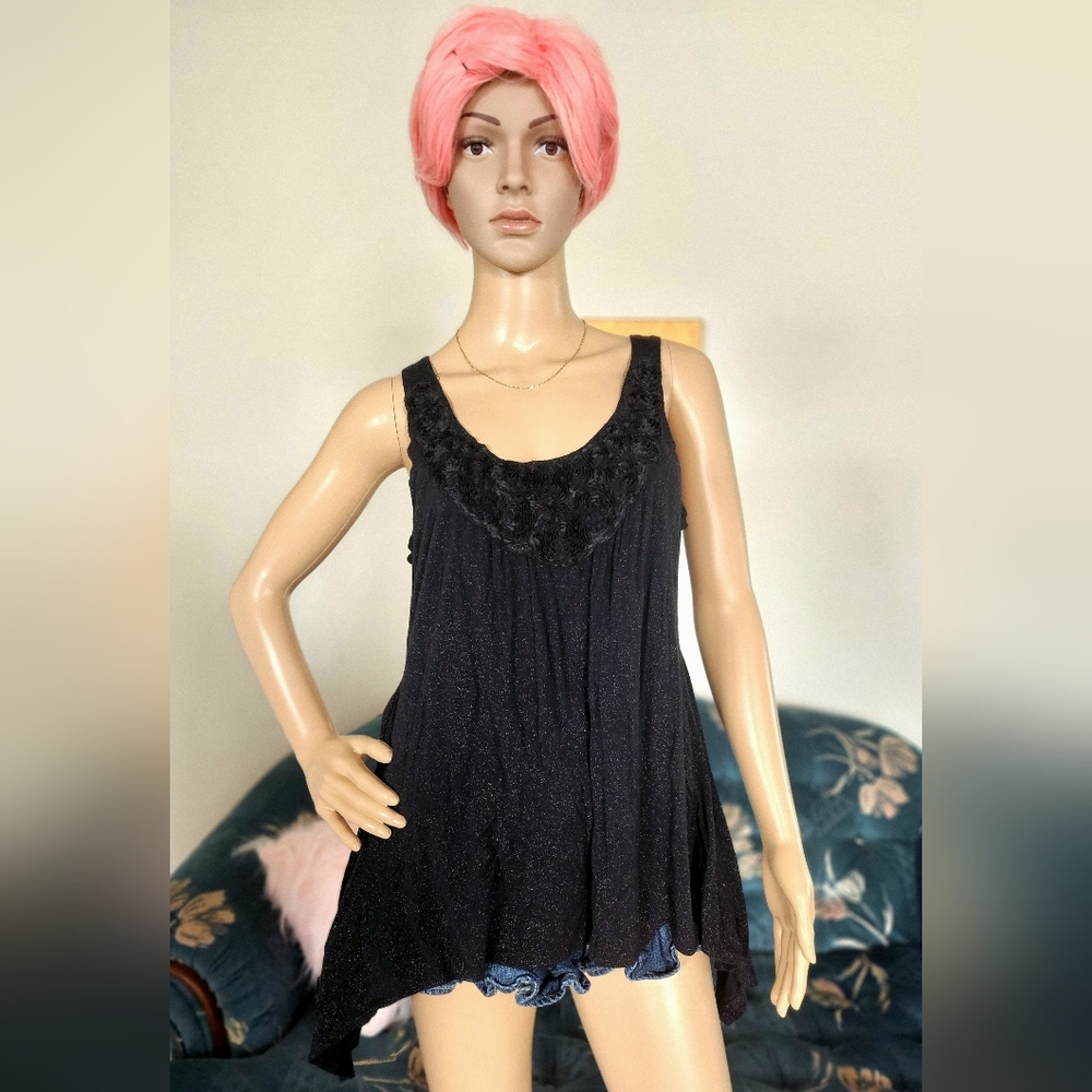 Stylish Asymmetrical Black Glitter Tank Top with Floral Details